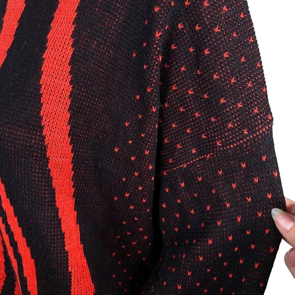 NWT Vtg 80s Custom Design Black Red Abstract Mock Neck Pullover Sweater L - Picture 3 of 7